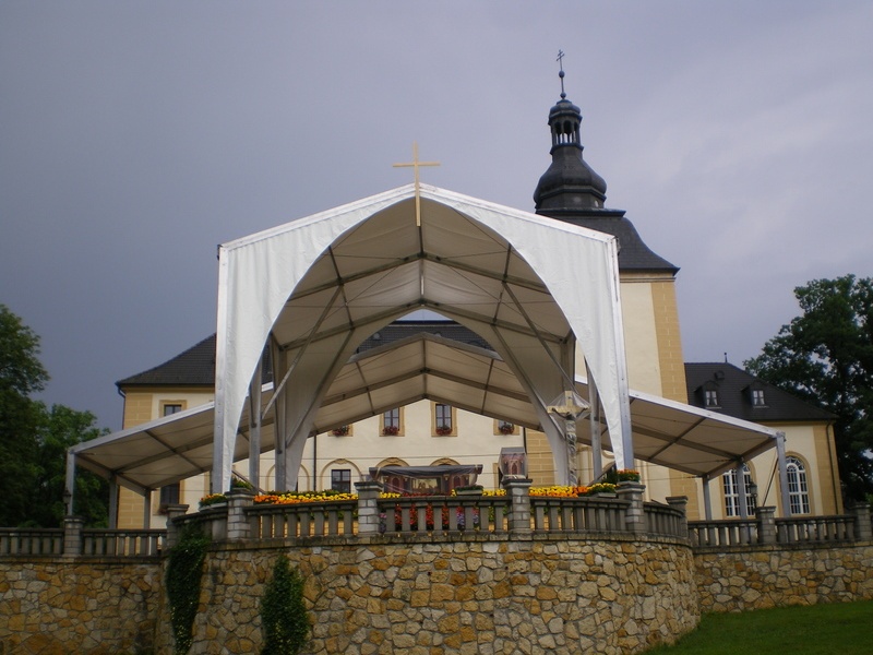 Пракат вытворчасць каркасна-тэнтавых павільёнаў складскіх аб'ектаў Польшча