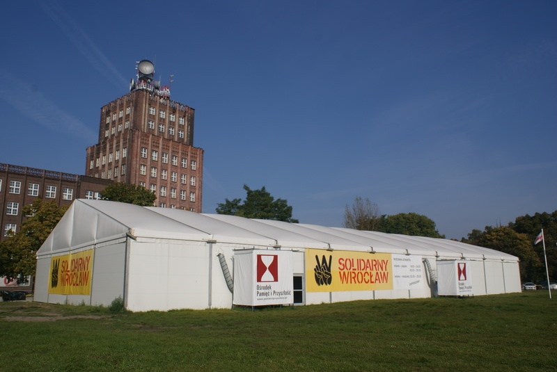 Пракат вытворчасць каркасна-тэнтавых павільёнаў складскіх аб'ектаў Польшча