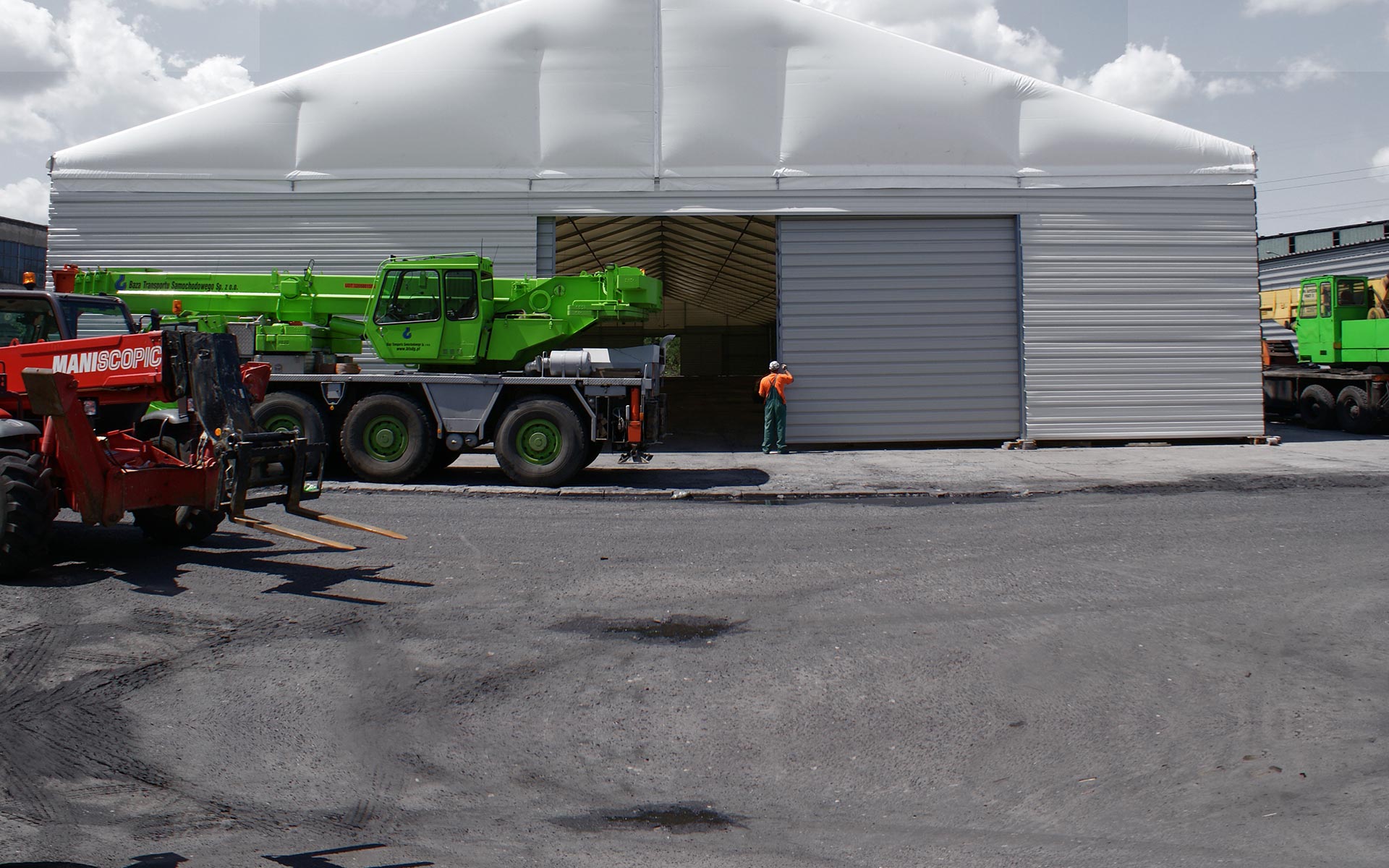 Пракат вытворчасць каркасна-тэнтавых павільёнаў складскіх аб'ектаў Польшча